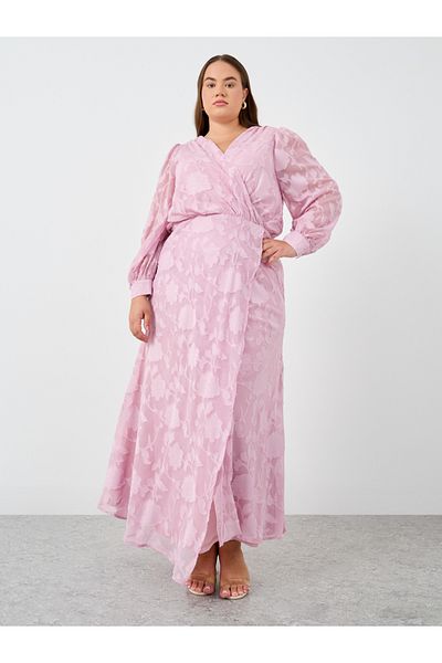 Styli Plus Size Jacquard Balloon Sleeve Maxi Dress