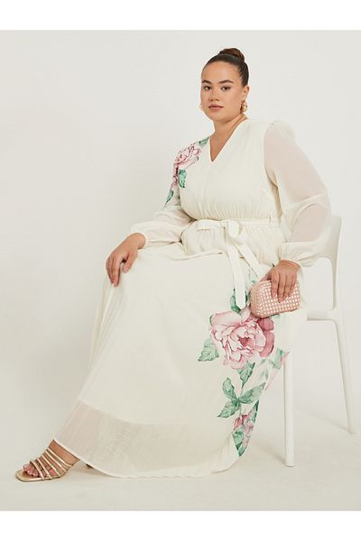 Styli Plus Size Floral Print Pleated A-Line Maxi Dress