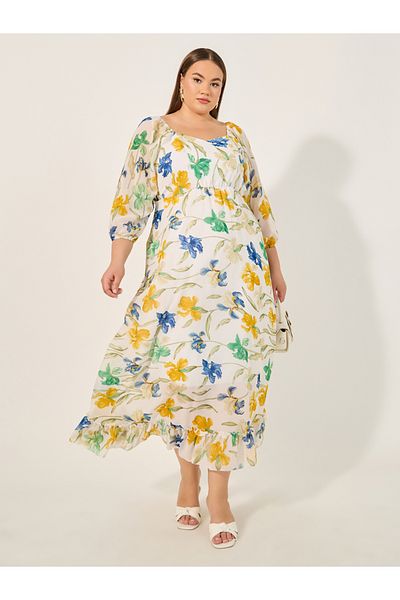 Styli Plus Size Floral Print Sweetheart Neck A-Line Maxi Dress