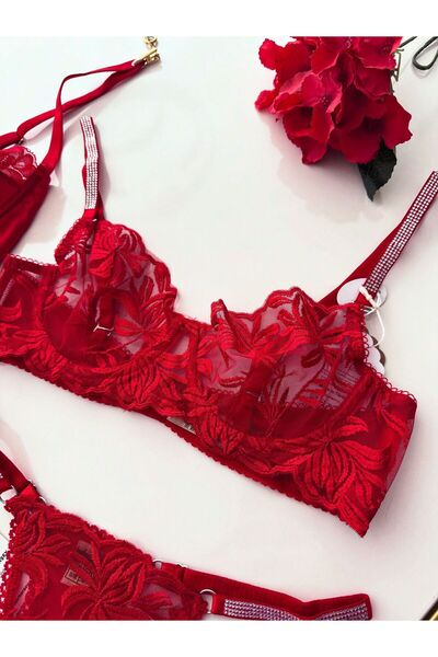 cdh çeyize dair herşey Red Lace Satin 3-Piece Lingerie Dowry Set – Nightgown, Bra and Panties