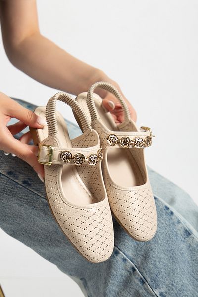 Genetti Lariny Large Stone Buckle Detailed Open Back Elastic Full Mold Daily Women's Ballerinas