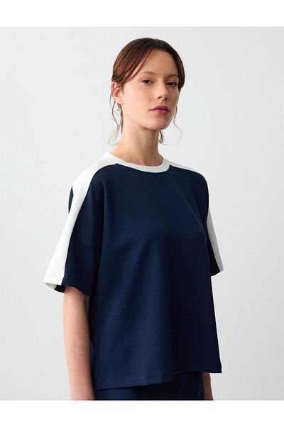 Jimmy Key Dark Blue Knitted Sweatshirt