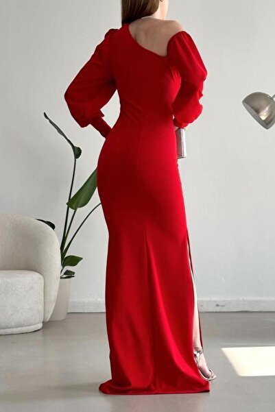 Modafeminen Tek Omuz Açık Detay Ithal Krep Kumaş Maxi Boy Uzun Kol Elbise Kırmızı 582307