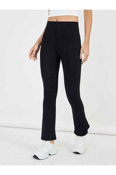 Styli Seamless Broad Waistband Flared Leggings