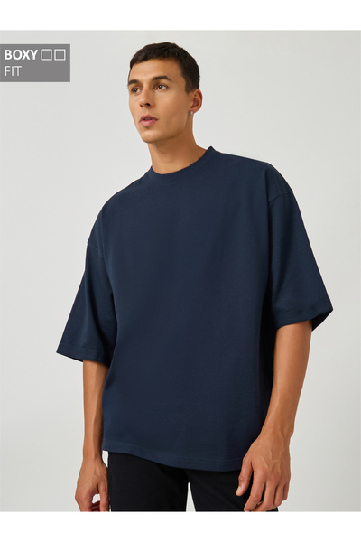 Styli تي شيرت تيري بقصّة مربعة وأكمام مطوية