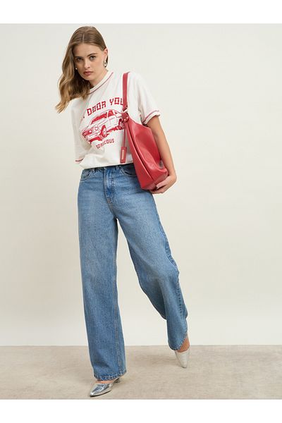 Styli Graphic Print Contrast Stitch Detail Oversized T-Shirt