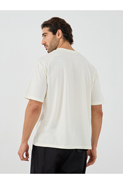 Styli Slogan Print Crew Neck Oversized T-Shirt