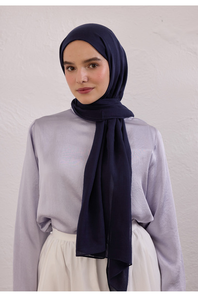 Fresh شال فيسكوز ناعم باللون الأزرق الداكن