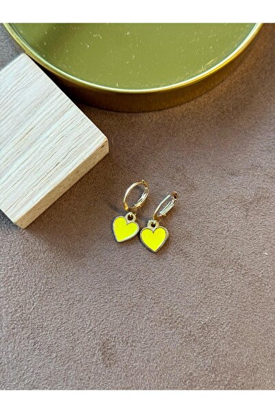 Twelve أقراط قلب صغيرة من المينا باللون الأصفر الذهبي