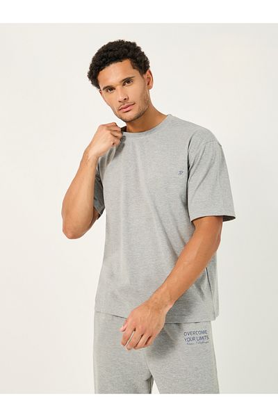 Styli Oversized T-Shirt and Slogan Print Joggers Training Set