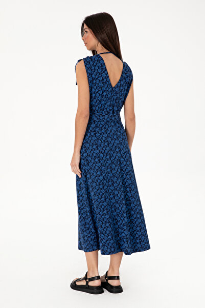 U.S. Polo Assn. Kadın Lacivert Desenli V Yaka Midi Boy Örme Elbise 50306734-VR033