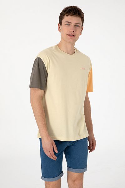 U.S. Polo Assn. Men's Comfort Fit Crew Neck Light Khaki T-Shirt 50306921-Vr183