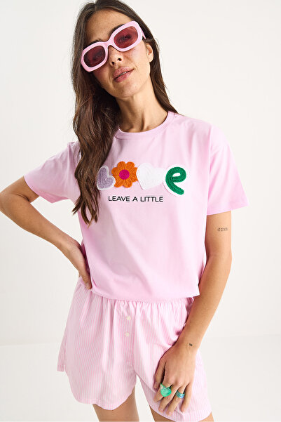 Bianco Lucci Women's Love Accessory Regular Fit Cotton T-Shirt 60602070