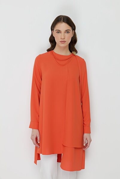 Nihan Asimetrik Kesimli Aksesuar Detaylı Şık Tunik Nar Çiçeği