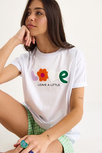 Bianco Lucci Women's Love Accessory Regular Fit Cotton T-Shirt 60602070
