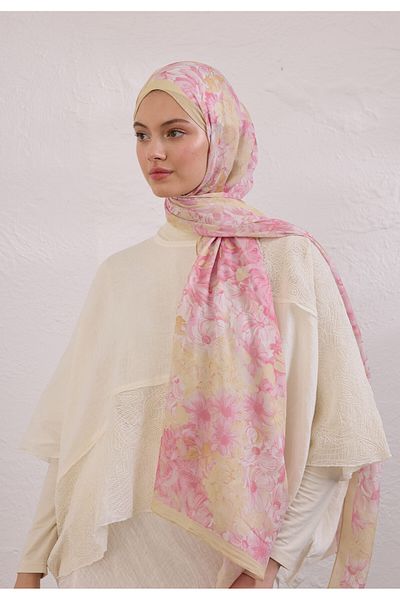 Fresh Summer Bloom Pattern Rami Shal Soft Pink