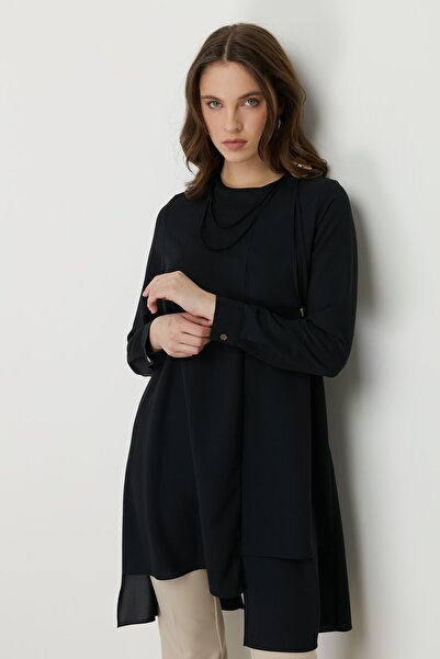 Nihan Asimetrik Kesimli Aksesuar Detaylı Şık Tunik Siyah