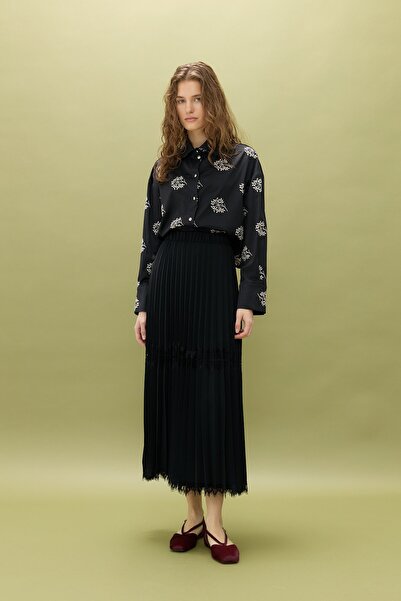 Nihan Dantel Detaylı Pilise Etek Siyah