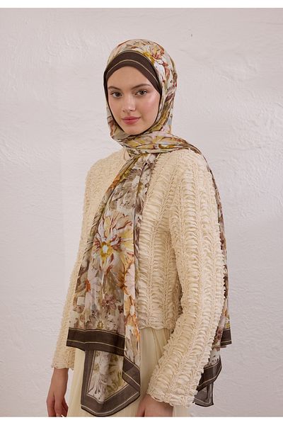Fresh Jasmine Joy Pattern Rami Shal Brown