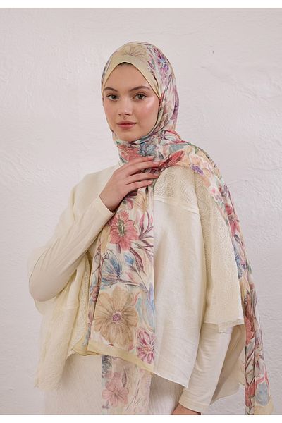 Fresh Vintage Garden Pattern Rami Shal Butter