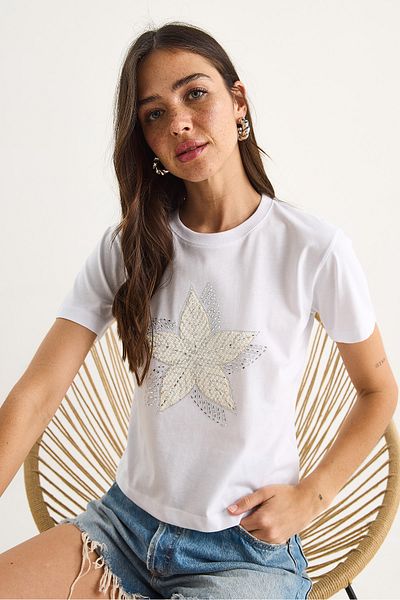 Bianco Lucci Women's Flower Accessory Stone Printed Fit Fit T-Shirt 60602068