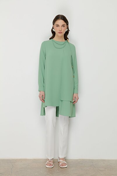 Nihan Asimetrik Kesimli Aksesuar Detaylı Şık Tunik Yeşil