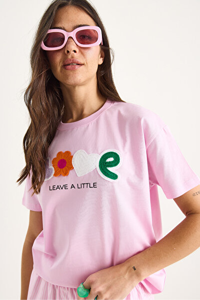 Bianco Lucci Women's Love Accessory Regular Fit Cotton T-Shirt 60602070