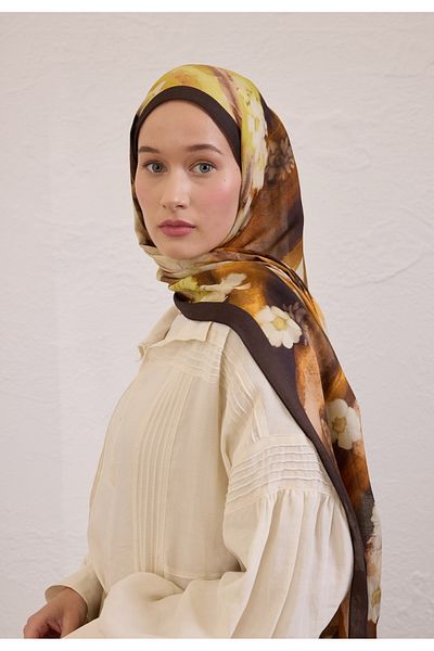 Fresh Soft Daisy Pattern Rami Shal Bitter Brown