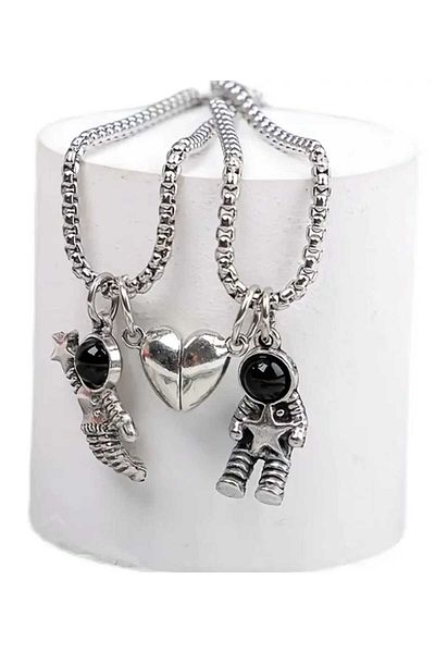 sarıyer silver Astronaut Model Star Figured Heart Magnet Couple Necklace Steel Lover Astronaut Necklace