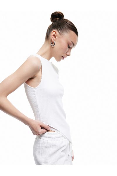 Koton Asymmetric Detailed Slim Fit Crew Neck Layered Twist Sleeveless Blouse
