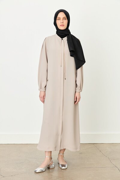 Nihan Bağcık Detaylı Ferace Taş