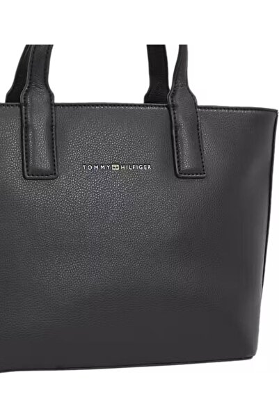 Tommy Hilfiger Dámská černá taška přes rameno (AW0AW17448-BDS)