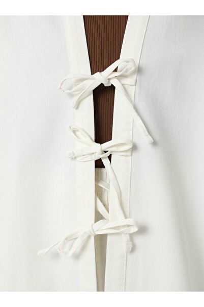 Benin Kimono din bumbac 100% cu detaliu de legare în față - alb - Benin