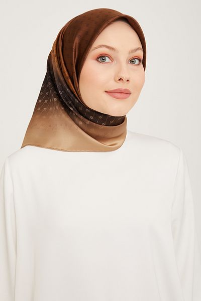 Armine Σειρά Nostalgia Silk Sura Scarf 9003DS-37 Μοτίβο με λογότυπο ANTHRACITE-BROWN