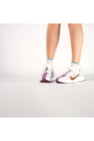 Nike Pegasus Plus Kadın Koşu Ayakkabısı SporMooN