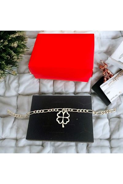 pofudukcase Steel Clover Detailed Lucky Bracelet with Gift Box for Sweetheart, Friend