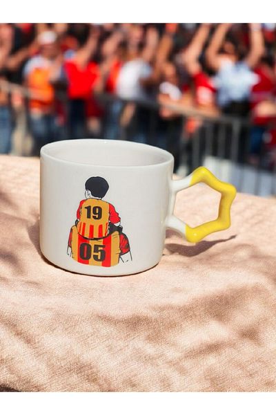 Simge Seramik Fan Father Son Yellow Red Star Handmade Ceramic Mug with Handle Mug Tea Cappuccino Cup