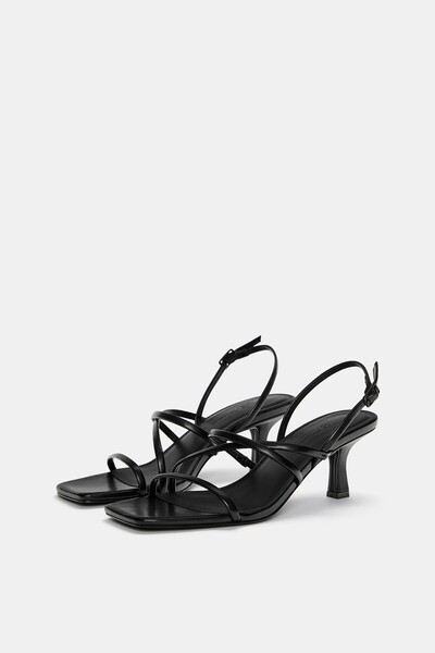 Pull & Bear Bantlı topuklu sandalet