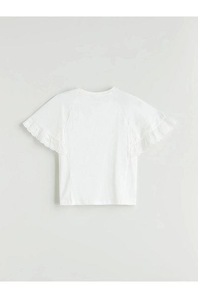 LC Waikiki Lcw Kids Ecru Girl's T-Shirt with Crew Neck Scallop Detail