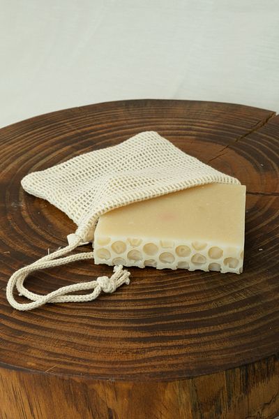 JOJOMIA Natural Cold Process Goat Milk and Honey Soap 120 Gr Moisturizing and Smoothing