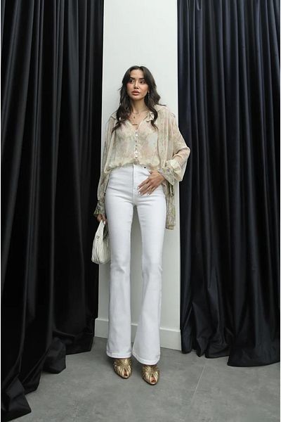 SANTA BELLA Vlad Spanish Leg White Jean Extra Lycra High Waist Women's Jeans