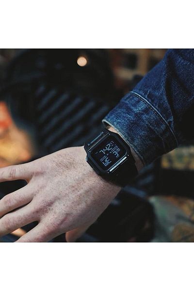 Nixon Ceas Barbati, Nixon, Regulus A1180-001