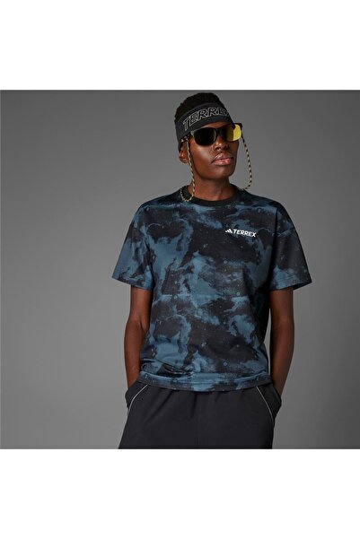 adidas Тениска с графичен дизайн DISNEY National Geographic UF AEROREADY