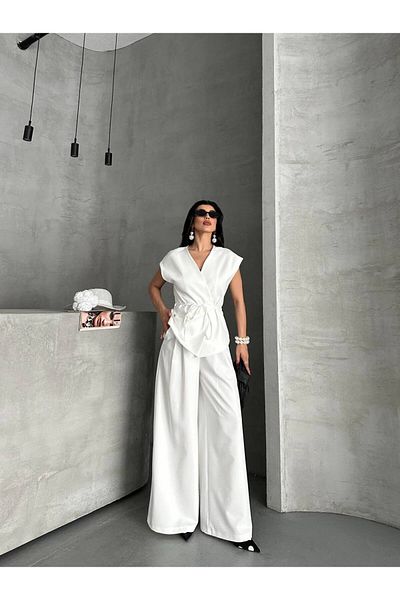 Zoe Zoe Set de pantaloni cu vestă de design - cu nasturi și șireturi în talie