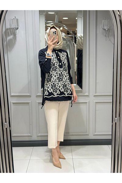 FUAT GÜRSEN Guipure Detailed Three Button Tunic