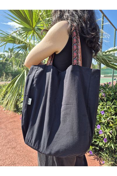 Mia Pera Beach Bag Black Linen Colored Grosgrain Strap Bag