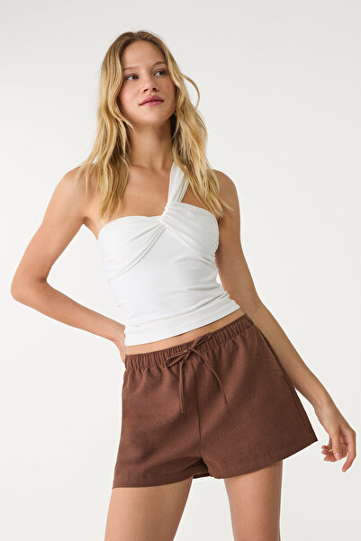 Stradivarius Elastik belli, dökümlü şort