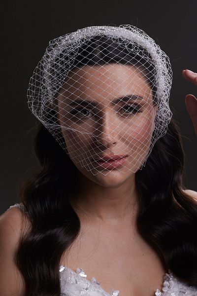 Hayalperest boncuk Vintage Inspired Lattice Tulle Bridal Veil Crown