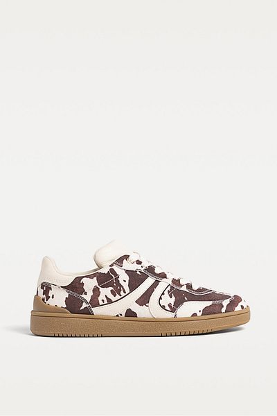 Stradivarius Printed faux fur trainers