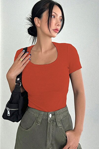 Rooted تي شيرت وبلوزة برقبة مربعة على شكل زهرة الرمان للسيدات، قماش قطني من ا...